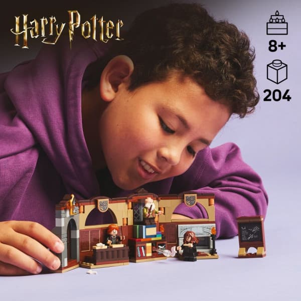 LEGO Harry Potter 76442 – Tylypahkan linna: Loitsuoppitunti