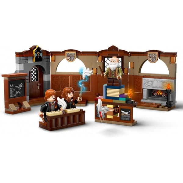 LEGO Harry Potter 76442 – Tylypahkan linna: Loitsuoppitunti