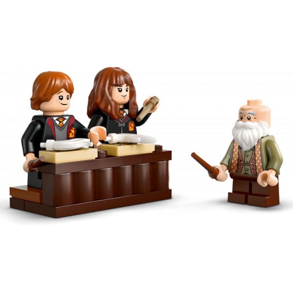 LEGO Harry Potter 76442 – Tylypahkan linna: Loitsuoppitunti