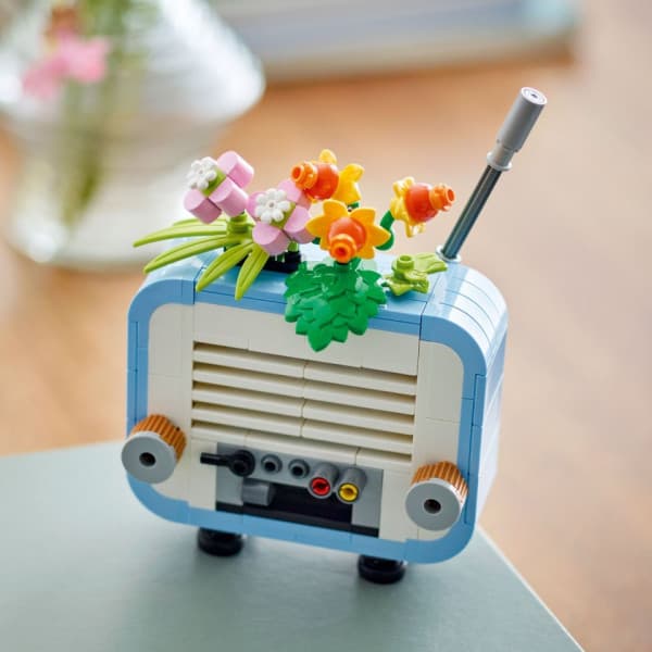 LEGO Creator 31172 – Skivspelare och blommor