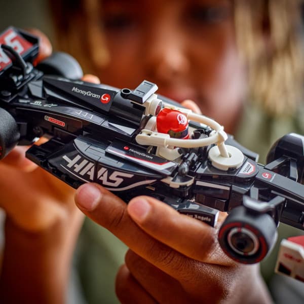 LEGO Speed Champions Speed 77250 – MoneyGram Haas F1® Team VF-24 - racerbilen
