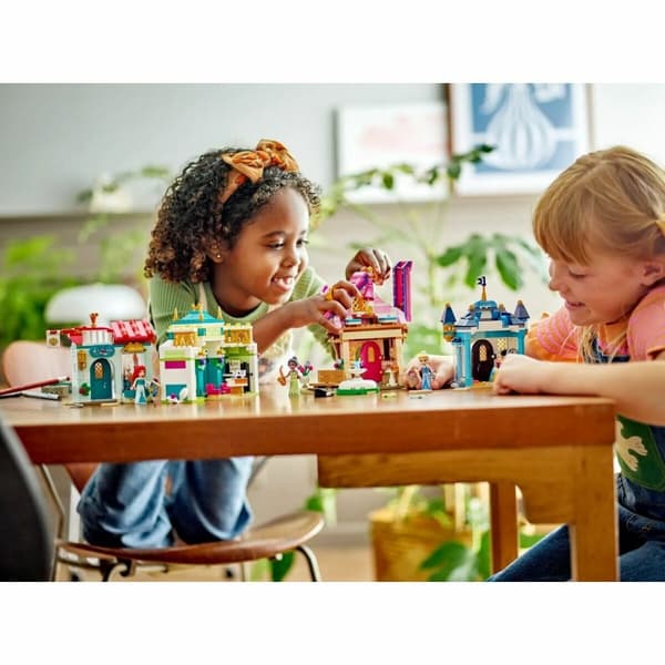 Construction set Lego 43246
