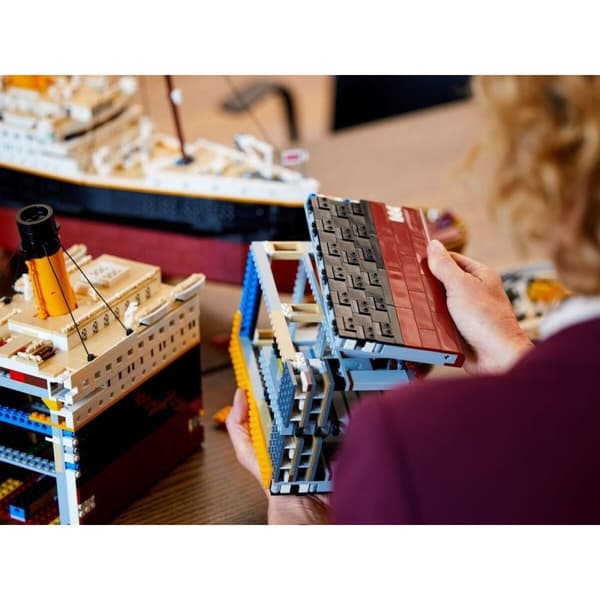 Construction set Lego Titanic 9090 Pieces