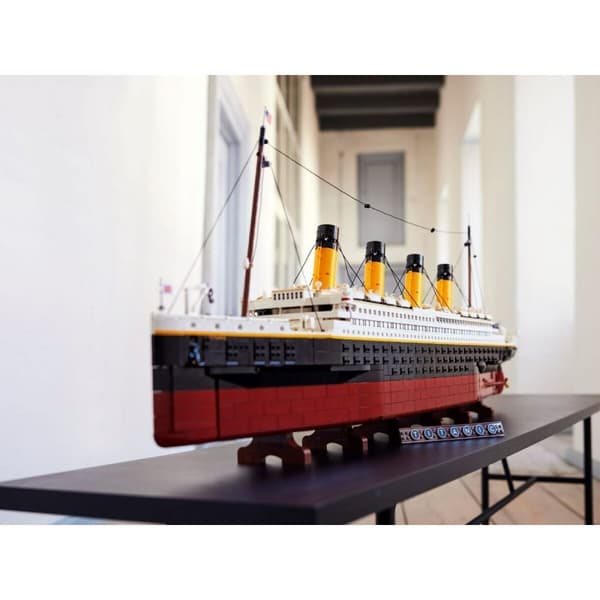 Construction set Lego Titanic 9090 Pieces