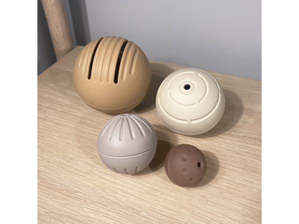 Nuuroo Neo aktivitetsbollar 4-pack
