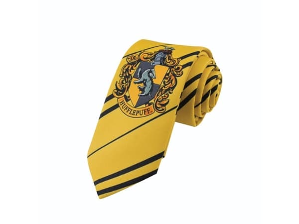 Hufflepuff lippalakki med slips