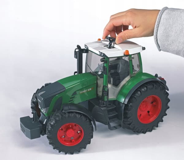 Traktor Fendt 936 Vario BRUDER 03040 Profi serie 1:16