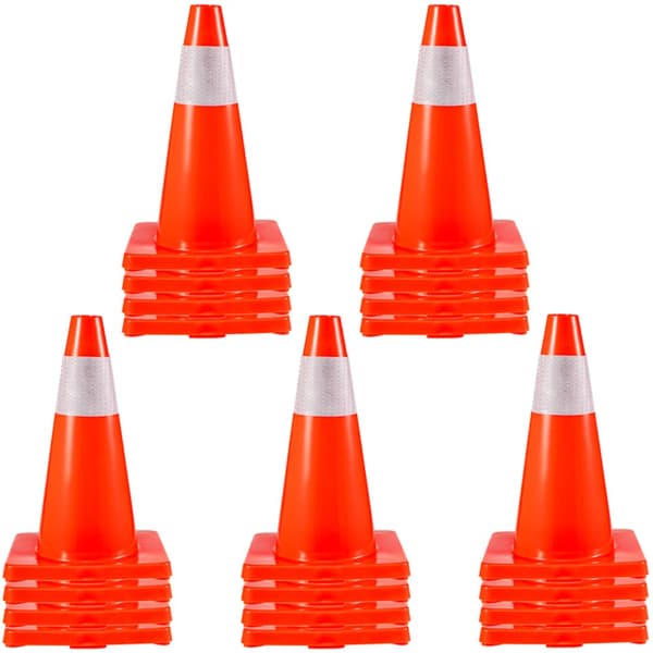 Liikenteenesteet, kestävä PVC-materiaali, erittäin näkyvä punainen, 18 tuumaa korkea