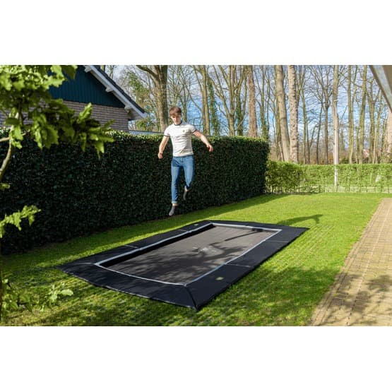 Exit Dynamic Marktrampolin 244X427Cm Med Freezone Säkerhetsplattor - Svart