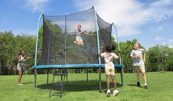 Bestway Xtreme Air Studsmatta + Skyddsnät 3,66M