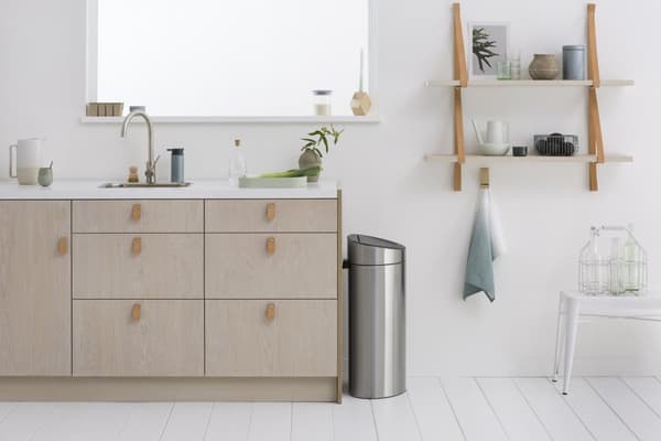 Papperskorg BRABANTIA Touch Bin 40L matt