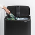 Miniatyrbild 4 av 5: Papperskorg BRABANTIA Bo Touch 2x30L sv