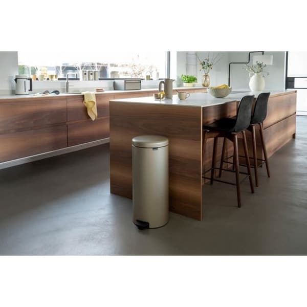 BRABANTIA NewIcon Pedal Bin 30 L - Metalliskt guld