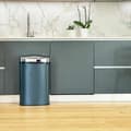 Miniatyrbild 6 av 6: Soptunna Kitchen Move