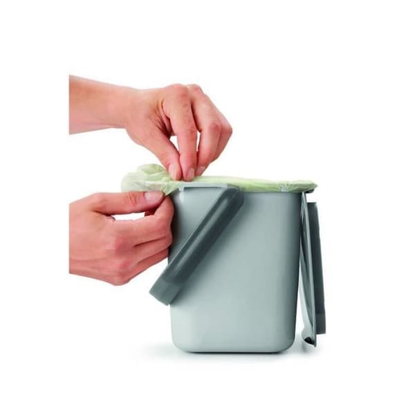 Bin idealisk för bänkskivan - 4L - med Metaltex lock