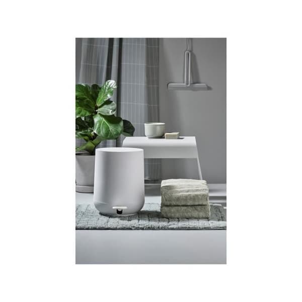 Zone Danmark - Pedalbehållare 5L plast NOVA - Vit -
