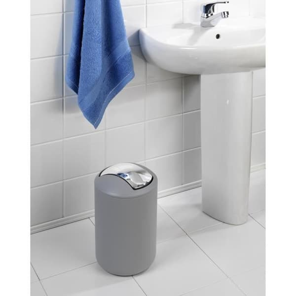 WENKO Liten papperskorg för badrum, Brasil L soptunna med svänglock, 6,5 L, plast, Ø 19,5x31 cm, grå