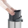 Miniatyrbild 3 av 6: BRABANTIA Touch Bin-avfallskärl - Matt stål - 40L