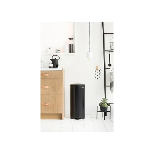 Pedaalemask bin Newicon 30 l svart matt Kod G - Brabantia