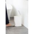 Miniatyrbild 4 av 6: Slim Design White Pedal Badrum Bin 0,000000