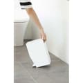 Miniatyrbild 5 av 6: Slim Design White Pedal Badrum Bin 0,000000