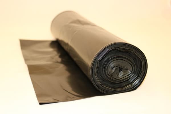 Plastsäck LD 70L 70my svart 25/rl