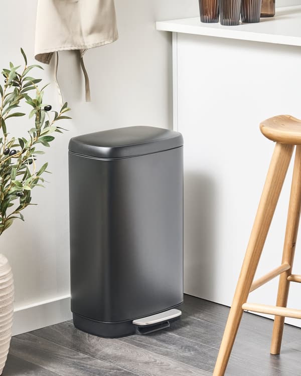 Søppelbøtte Svart Jern Syntetisk materiale 30L Pedal Lokk Moderne design Kjøkken Pedalbøtte