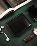Miniatyrbillede 3 af 10: Gavesæt: læderpung og herrebælte med automatisk spænde - Pierre Cardin