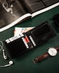 Miniatyrbillede 4 af 10: Gavesæt: læderpung og herrebælte med automatisk spænde - Pierre Cardin