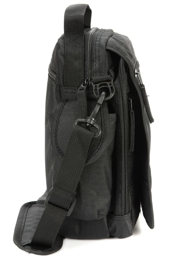 SNUGPAK UTILITY PACK black, axelremsväska