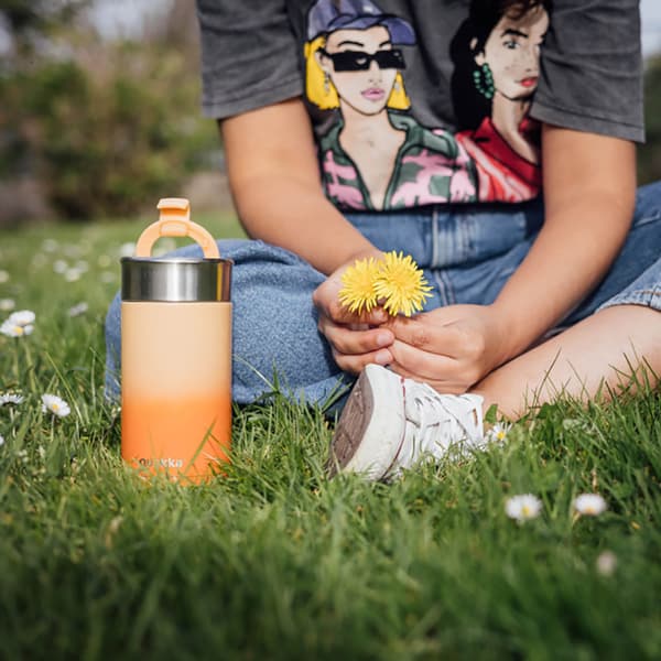 Quokka Boost Kaffe Tumbler - Rustfrit stål termokrus med infuser 400 ml (Aprikos Orange)