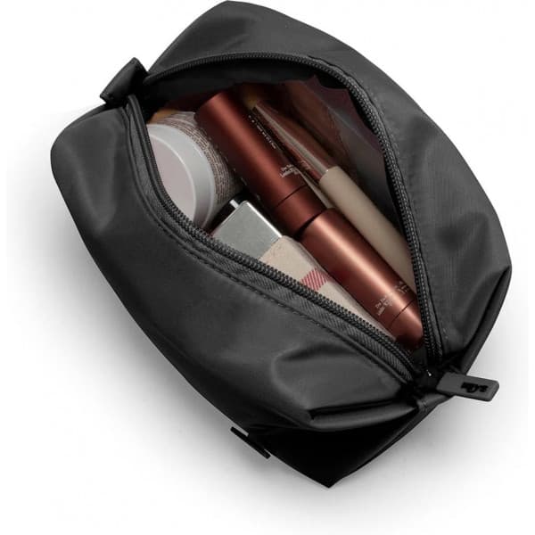 Heys The Basic Makeup Bag -kosmetiikkalaukku, musta