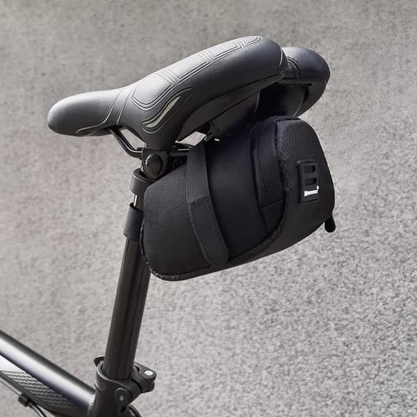 Wozinsky Cykelväska under Sadeln 0.6 L - Svart
