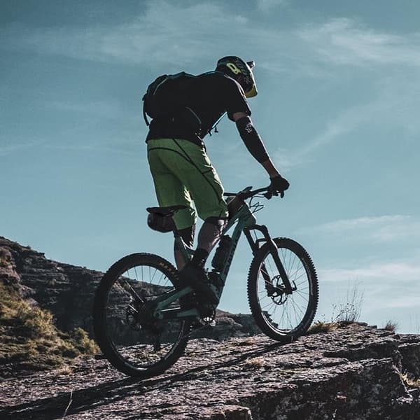 Wozinsky Cykelväska under Sadeln 0.6 L - Svart