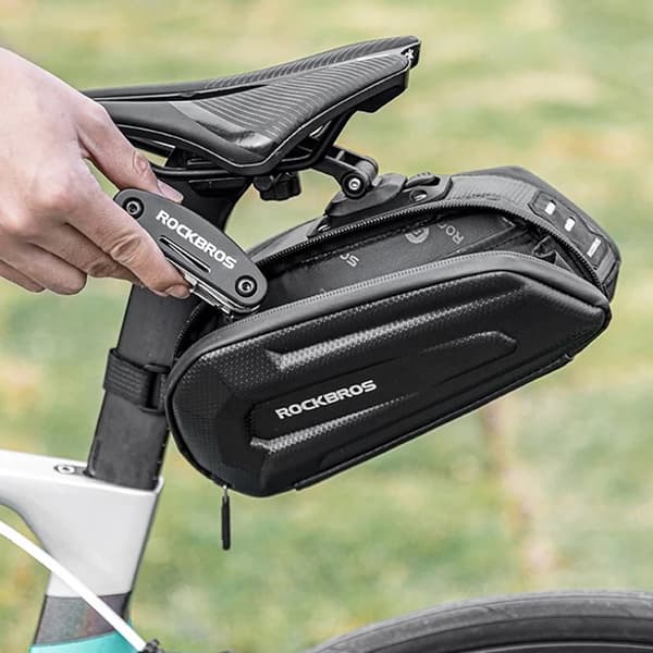 Rockbros B69 Cykelsadelväska 1,8L med Lätt Släppsystem - Svart