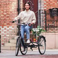 Miniatyrbillede 7 af 7: Vikingchoice Voksen Hvid Trehjulet Cykel - 7 Gear, Ekstra Balance til Rehabilitering