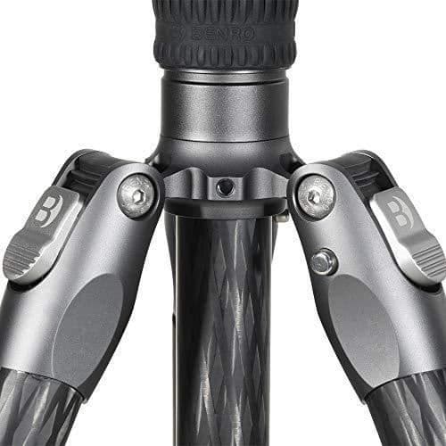 Benro Monopod Rhino Carbon Fiber Three Series med VX30 kulhuvud, 4 bensektioner, vridbenslås, vadderad bärväska