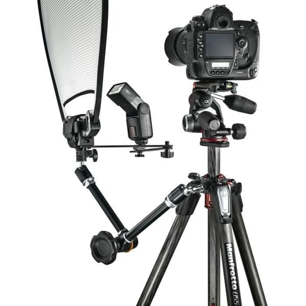 Manfrotto 055 stativ - 3 aluminiumsektioner + 3D kulled - Max vikt 8 kg - Integrerad bubbelnivå