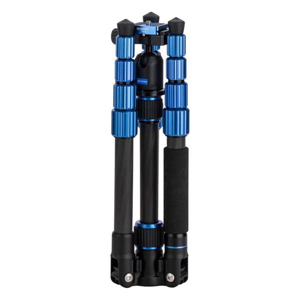 BENRO Slim Travel Carbon Tripod med N00 kulhuvud - hopfällbara ben och tillbehörskrok