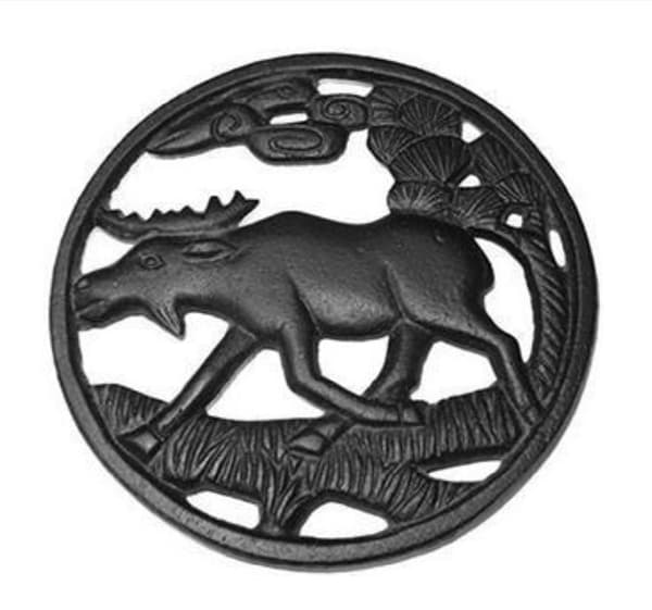 Grytunderlägg i gjutjärn med älg 4 pack