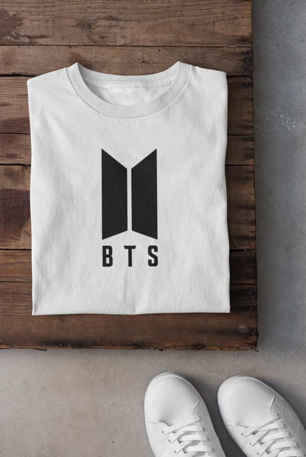 BTS t-shirt & mössa paket Kpop Suga