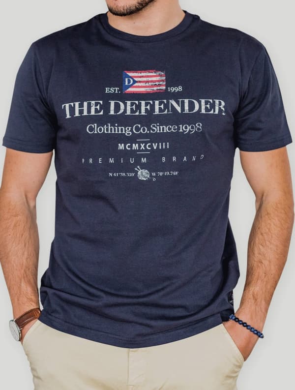 Defender - Clean Tee
