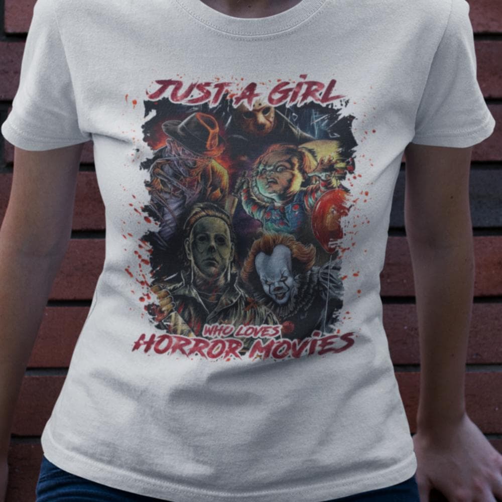 Horror dam Vit t-shirt - Just a girl that loves horror movies