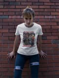 Miniatyrbild 4 av 4: Horror dam Vit t-shirt - Just a girl that loves horror movies