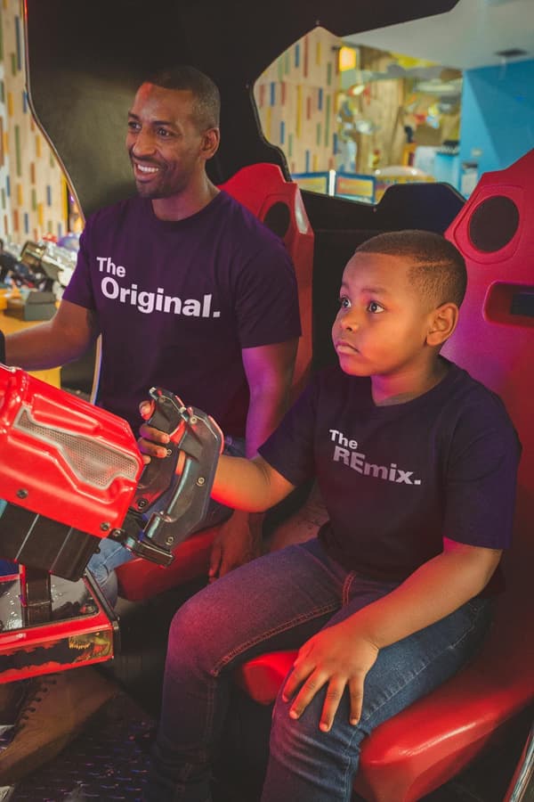 Familje T-shirt -  The Original The remix Pappa Mamma & barn