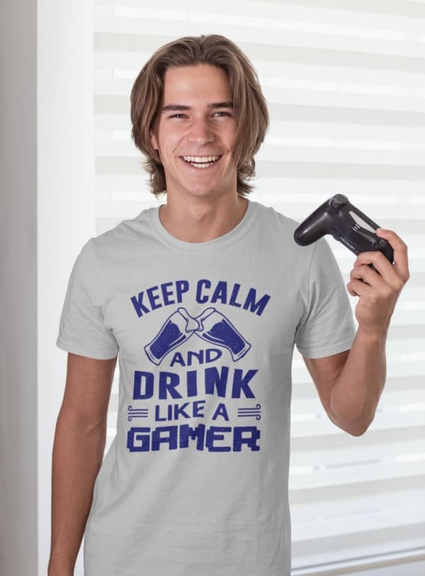 Gråmelerad  T-shirt med drink like a gamer design
