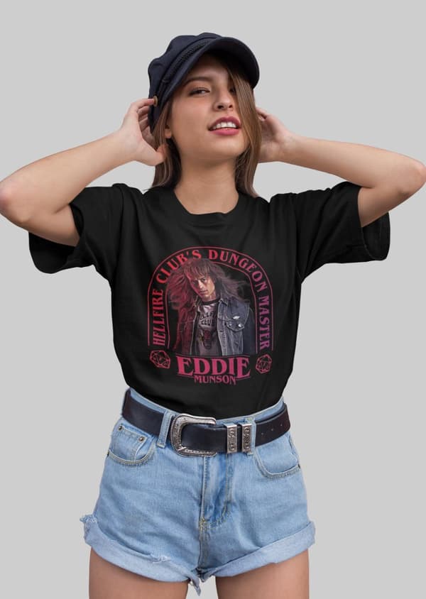 Svart T-shirt - Eddie Munson Stranger things Hellfire arch