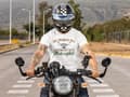Miniatyrbild 3 av 5: Jag snarkar inte jag drömmer att jag kör motorcykel vit T-shirt