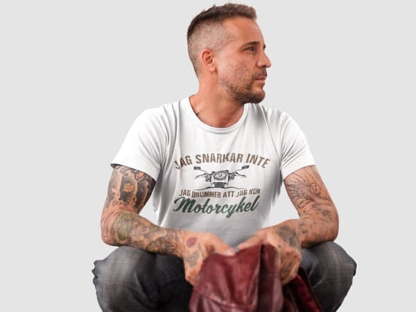 Jag snarkar inte jag drömmer att jag kör motorcykel vit T-shirt