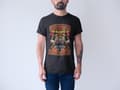 Miniatyrbild 5 av 5: Underskatta aldrig en brandman T-shirt svart eld design